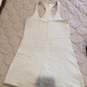 Lululemon workout tank